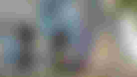 P1248082